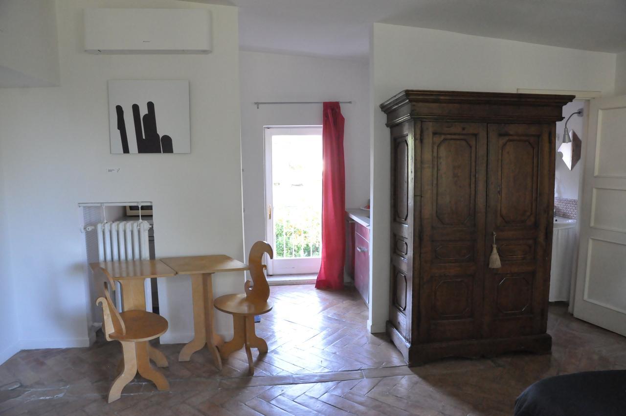 Residenza Le Rose Villa D'Arte Napoli Phòng bức ảnh